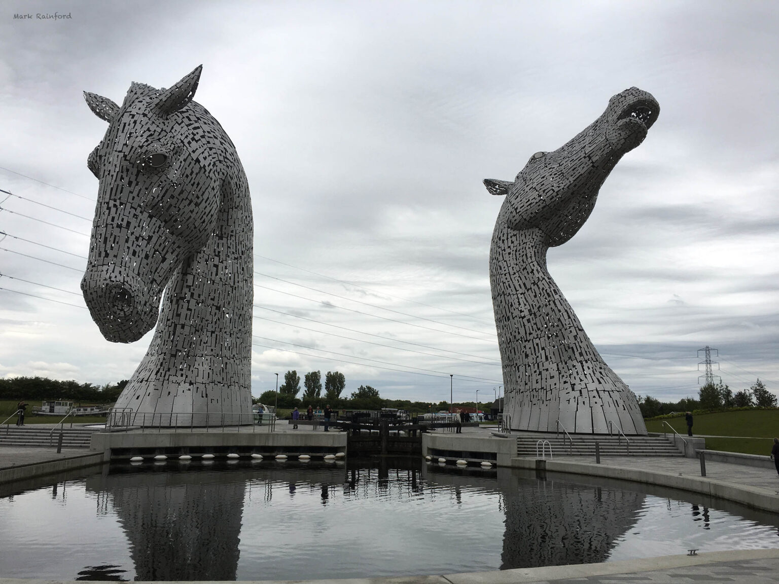 Sculpture Of The Moment The Kelpies Cludgie Photos 'n Stuff